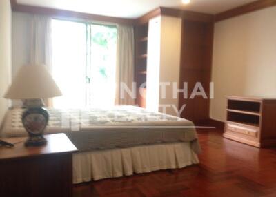 For RENT : Apartment / 3 Bedroom / 4 Bathrooms / 251 sqm / 90000 THB [3882410]