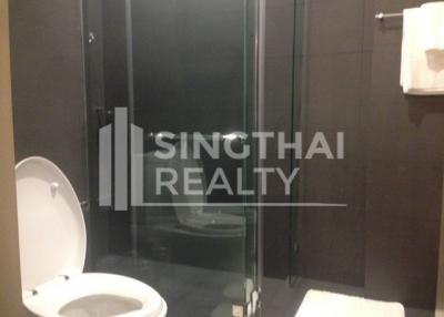 For RENT : Noble Ploenchit / 2 Bedroom / 2 Bathrooms / 81 sqm / 90000 THB [3990071]