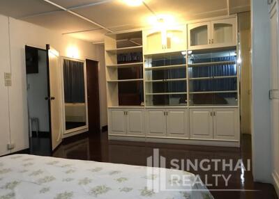 For RENT : House Thonglor / 4 Bedroom / 3 Bathrooms / 351 sqm / 90000 THB [5059571]