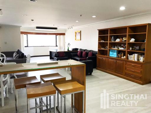 For RENT : Baan Suanpetch / 3 Bedroom / 3 Bathrooms / 261 sqm / 90000 THB [6408958]