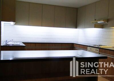 For RENT : Charoenjai place / 4 Bedroom / 4 Bathrooms / 278 sqm / 90000 THB [6444117]