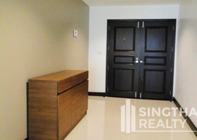 For RENT : Charoenjai place / 4 Bedroom / 4 Bathrooms / 278 sqm / 90000 THB [6444117]