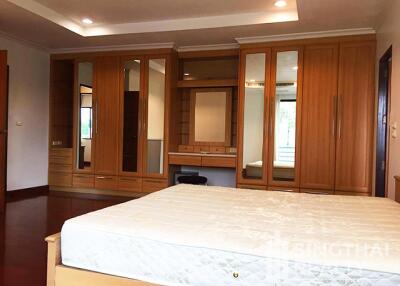 For RENT : P.R.Home III Apartment / 3 Bedroom / 3 Bathrooms / 301 sqm / 90000 THB [7274355]