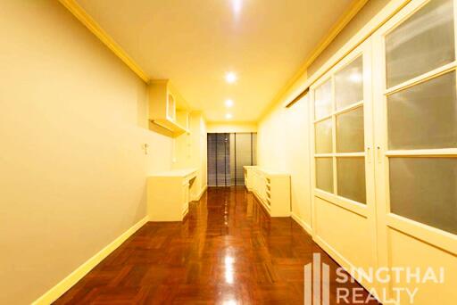 For RENT : Townhouse Thonglor / 5 Bedroom / 3 Bathrooms / 301 sqm / 90000 THB [7473910]