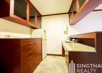 For RENT : Townhouse Thonglor / 5 Bedroom / 3 Bathrooms / 301 sqm / 90000 THB [7473910]