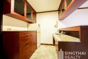 For RENT : Townhouse Thonglor / 5 Bedroom / 3 Bathrooms / 301 sqm / 90000 THB [7473910]