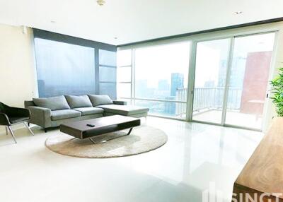 For RENT : Fullerton Sukhumvit / 3 Bedroom / 3 Bathrooms / 133 sqm / 90000 THB [7574469]