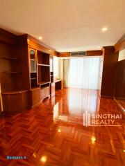 For RENT : Raj Mansion / 4 Bedroom / 4 Bathrooms / 381 sqm / 90000 THB [8575673]