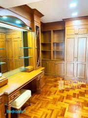 For RENT : Raj Mansion / 4 Bedroom / 4 Bathrooms / 381 sqm / 90000 THB [8575673]