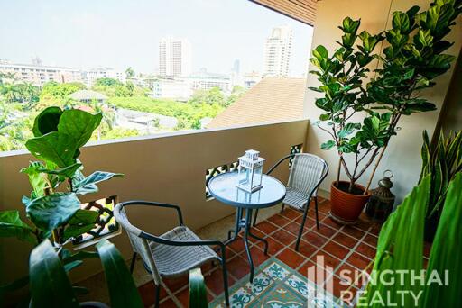 For RENT : Raintree Village Apartment / 3 Bedroom / 3 Bathrooms / 269 sqm / 90000 THB [8582833]