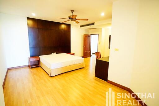 For RENT : Raintree Village Apartment / 3 Bedroom / 3 Bathrooms / 269 sqm / 90000 THB [8582833]