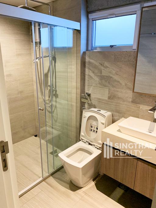 For RENT : Sathorn Park Place / 3 Bedroom / 3 Bathrooms / 237 sqm / 90000 THB [8585811]