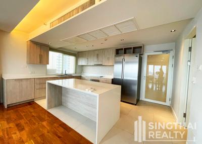 For RENT : Sathorn Park Place / 3 Bedroom / 4 Bathrooms / 237 sqm / 90000 THB [8602673]