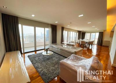 For RENT : Sathorn Park Place / 3 Bedroom / 4 Bathrooms / 237 sqm / 90000 THB [8602673]