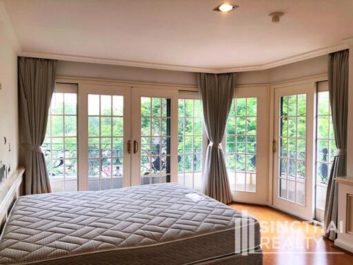 For RENT : N.S. Park / 4 Bedroom / 3 Bathrooms / 195 sqm / 90000 THB [8718815]