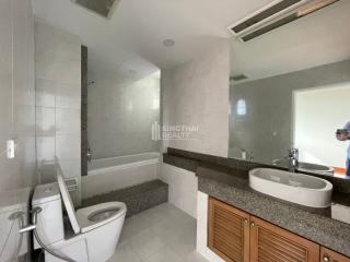 For RENT : Baan Yen Akard / 3 Bedroom / 3 Bathrooms / 245 sqm / 90000 THB [9415497]