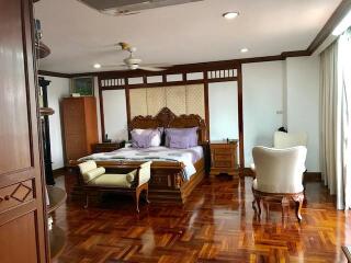 For RENT : G.M. Mansion / 3 Bedroom / 4 Bathrooms / 380 sqm / 90000 THB [9633998]