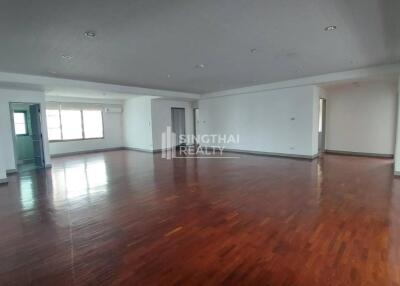 For RENT : P.R. Home II / 4 Bedroom / 5 Bathrooms / 420 sqm / 90000 THB [9666885]