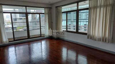 For RENT : P.R. Home II / 4 Bedroom / 5 Bathrooms / 420 sqm / 90000 THB [9666885]