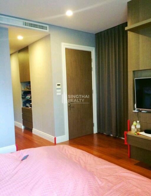 For RENT : Bright Sukhumvit 24 / 3 Bedroom / 3 Bathrooms / 167 sqm / 90000 THB [9849353]