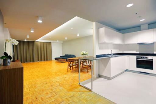 For RENT : BioHouse service Apartment / 2 Bedroom / 2 Bathrooms / 127 sqm / 90000 THB [8806144]