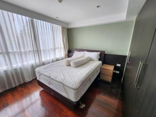 For RENT : Urbana Langsuan / 3 Bedroom / 3 Bathrooms / 170 sqm / 90000 THB [R11087]