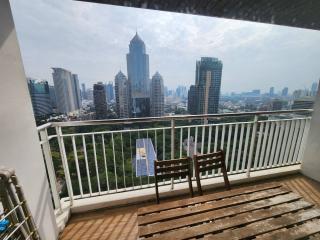 For RENT : Urbana Langsuan / 3 Bedroom / 3 Bathrooms / 170 sqm / 90000 THB [R11087]