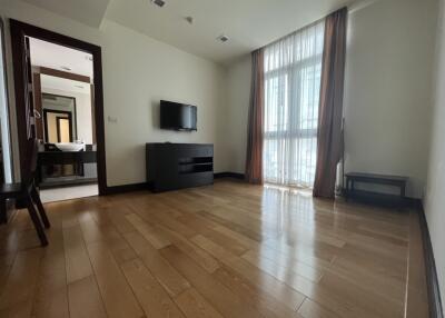 For RENT : Nusasiri Grand / 3 Bedroom / 3 Bathrooms / 156 sqm / 75000 THB [10640124]