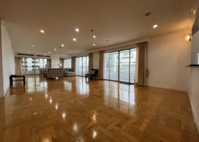 For RENT : Sathorn Park Place / 3 Bedroom / 3 Bathrooms / 296 sqm / 90000 THB [10635075]