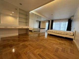 For RENT : Sathorn Park Place / 3 Bedroom / 3 Bathrooms / 296 sqm / 90000 THB [10635075]