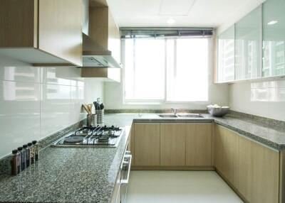 For RENT : The Residence Sukhumvit 24 / 3 Bedroom / 4 Bathrooms / 201 sqm / 92000 THB [7607869]