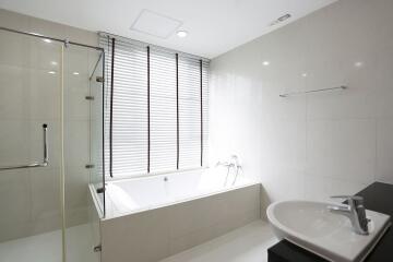 For RENT : The Residence Sukhumvit 24 / 3 Bedroom / 4 Bathrooms / 201 sqm / 92000 THB [7607869]