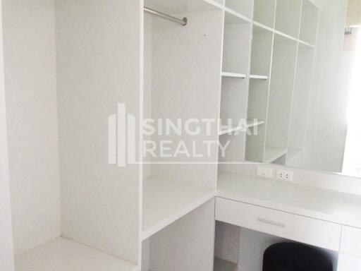 For RENT : Siri Residence / 3 Bedroom / 3 Bathrooms / 151 sqm / 90000 THB [3553868]