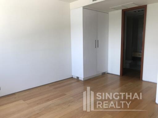 For RENT : Ficus Lane / 3 Bedroom / 3 Bathrooms / 211 sqm / 95000 THB [5759987]