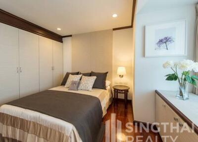 For RENT : Mayfair Garden / 3 Bedroom / 3 Bathrooms / 261 sqm / 95000 THB [6227214]