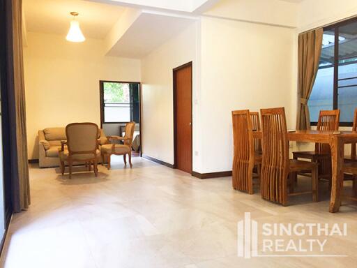 For RENT : House Ekkamai / 4 Bedroom / 5 Bathrooms / 311 sqm / 95000 THB [6673831]