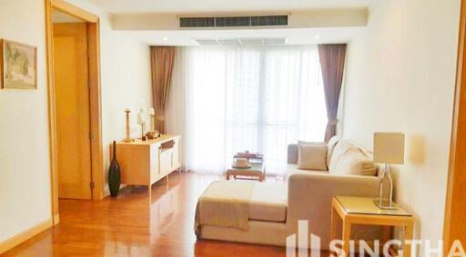 For RENT : GM Height / 3 Bedroom / 3 Bathrooms / 286 sqm / 95000 THB [7642377]