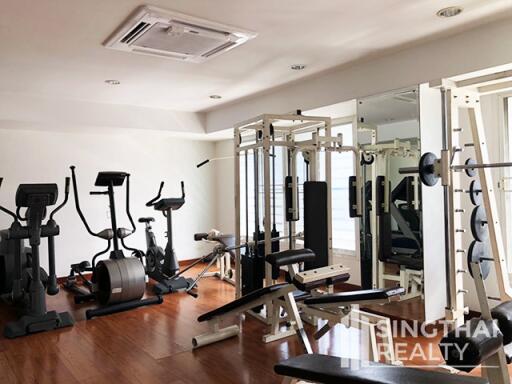 For RENT : JJ Mansion / 3 Bedroom / 3 Bathrooms / 201 sqm / 95000 THB [8301719]