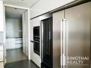 For RENT : The Met / 3 Bedroom / 3 Bathrooms / 195 sqm / 100000 THB [8417979]