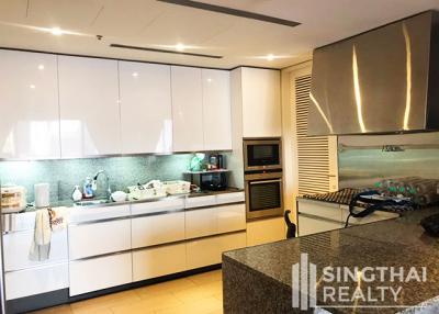 For RENT : The Met / 3 Bedroom / 4 Bathrooms / 192 sqm / 95000 THB [8676676]