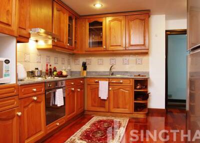 For RENT : Mayfair Garden / 2 Bedroom / 2 Bathrooms / 159 sqm / 98000 THB [6227222]