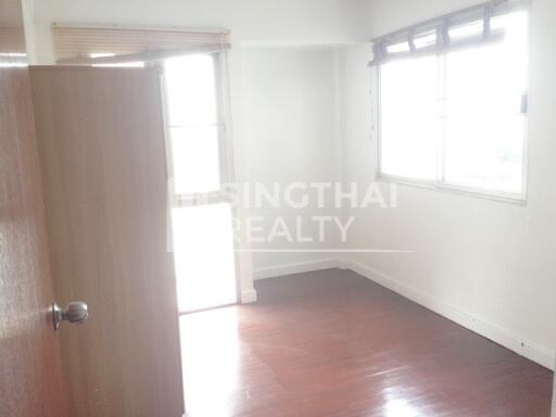 For RENT : Sathorn Park Place / 3 Bedroom / 4 Bathrooms / 341 sqm / 100000 THB [3478730]