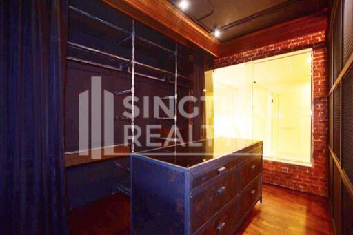 For RENT : Aguston Sukhumvit 22 / 3 Bedroom / 3 Bathrooms / 138 sqm / 100000 THB [3625532]