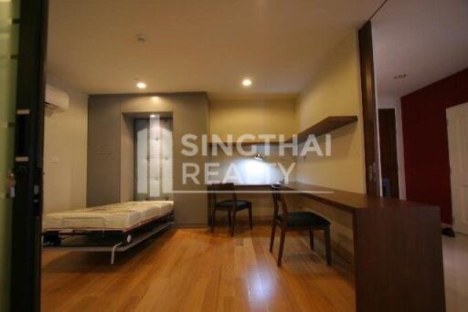 For RENT : The Rise Sukhumvit 39 / 3 Bedroom / 3 Bathrooms / 258 sqm / 100000 THB [3695612]