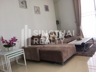 For RENT : Quattro by Sansiri / 3 Bedroom / 3 Bathrooms / 127 sqm / 100000 THB [3867116]