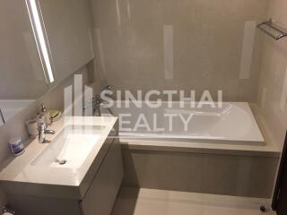 For RENT : Quattro by Sansiri / 3 Bedroom / 3 Bathrooms / 127 sqm / 100000 THB [3867116]