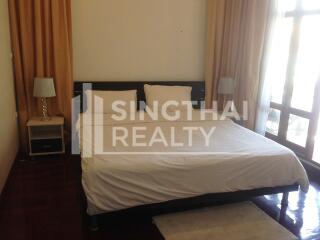 For RENT : House Phrakanong / 3 Bedroom / 4 Bathrooms / 201 sqm / 100000 THB [3862928]