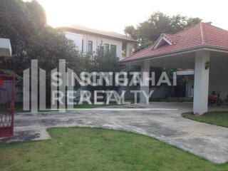 For RENT : House Phrakanong / 4 Bedroom / 5 Bathrooms / 551 sqm / 100000 THB [4039058]