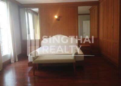 For RENT : House Thonglor / 4 Bedroom / 6 Bathrooms / 401 sqm / 100000 THB [4077719]
