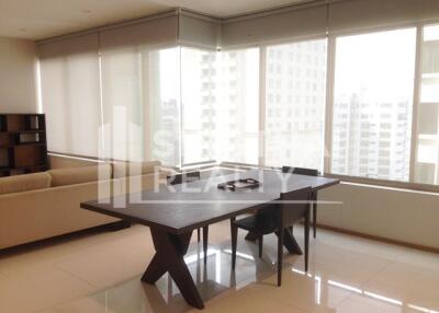 For RENT : The Emporio Place / 3 Bedroom / 3 Bathrooms / 162 sqm / 100000 THB [4413179]